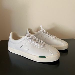 New Balance Men’s White Shoes
